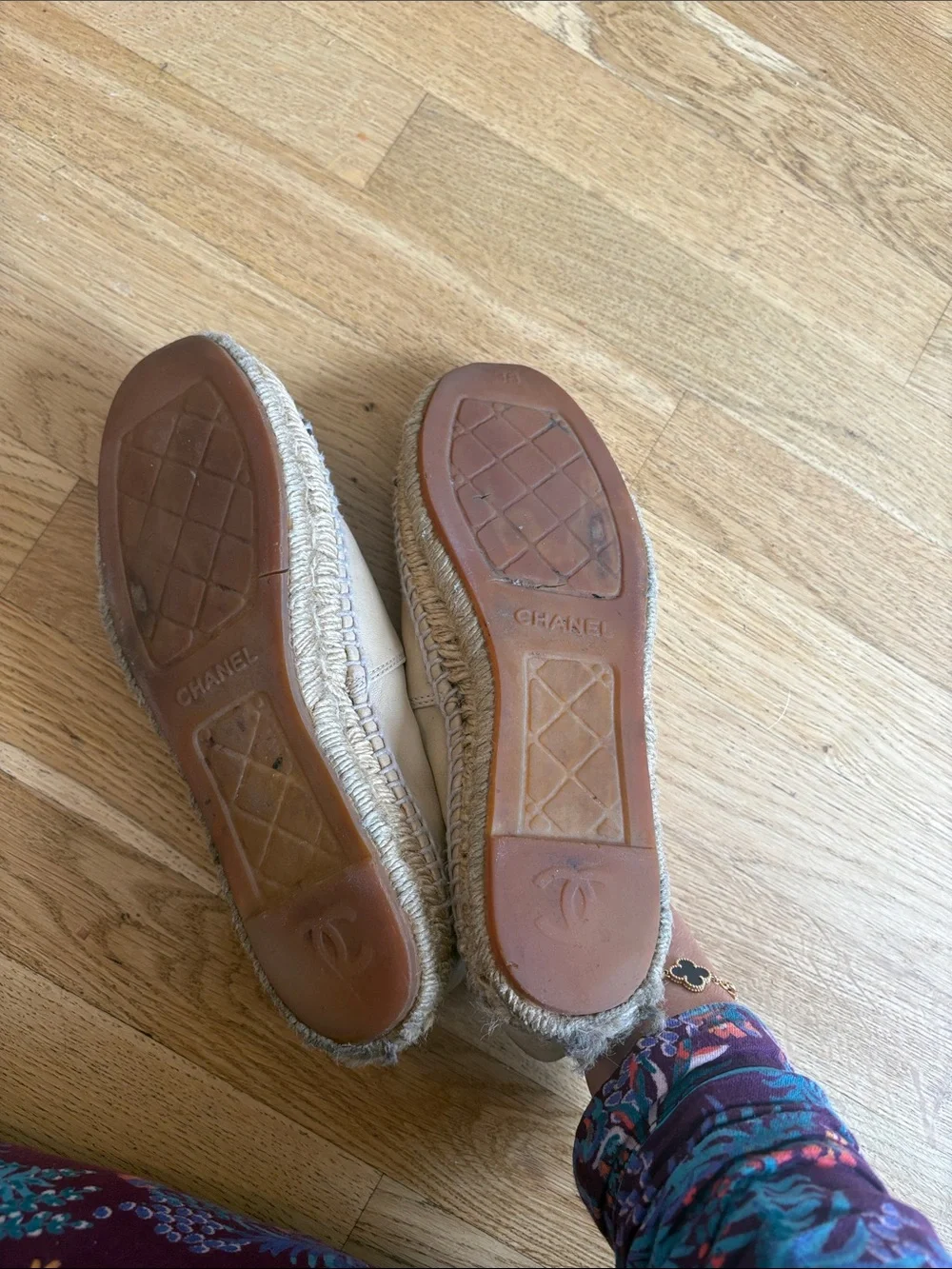 CHANEL Beige and Black leather Espadrille - size 38/8